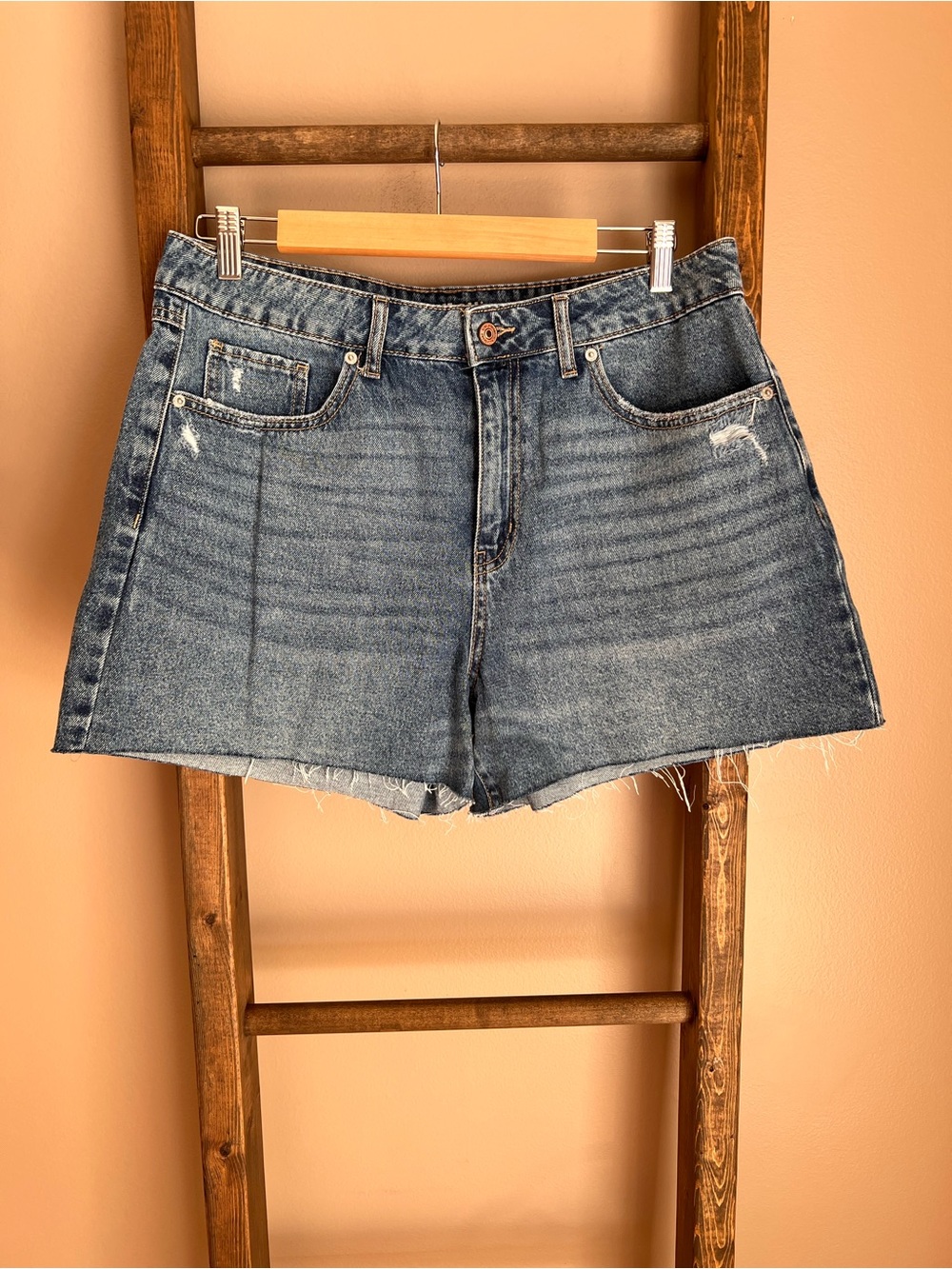 Rewash Distressed Blue Denim High-Rise Shorts